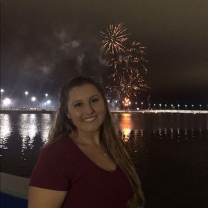 Meet your Posher, Natalie